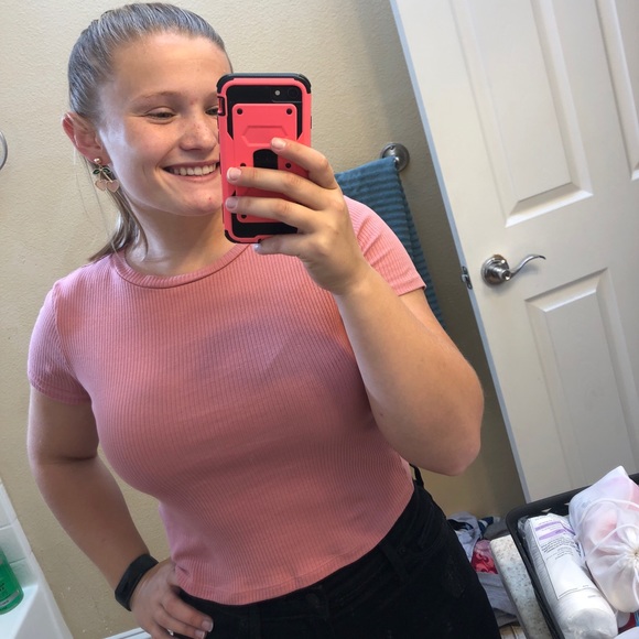 Meet your Posher, Talyn - Picture 3 of 3